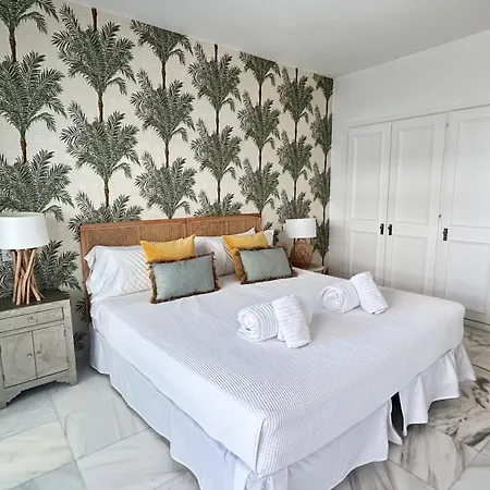 Center New And Luxurious On The 627 Marbella
