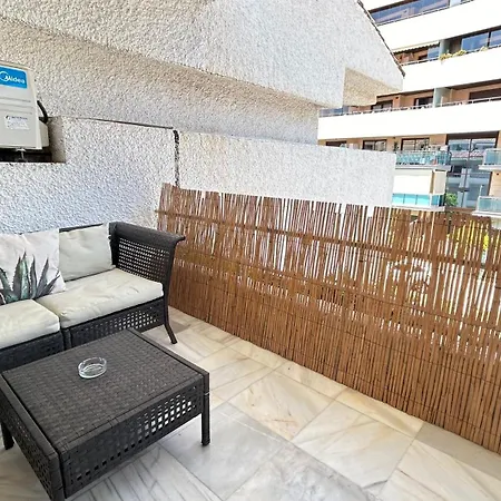 Apartment Center New And Luxurious On The 627