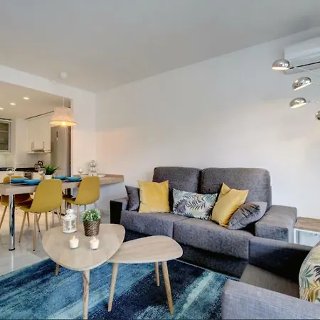 Center New And Luxurious On The 627 Apartment
