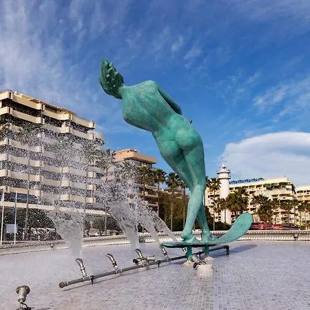 Center New And Luxurious On The 627 アパート