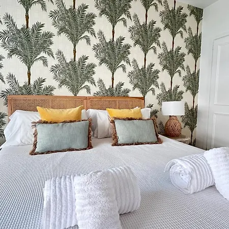 公寓 Center New And Luxurious On The 627