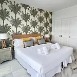 Center New And Luxurious On The 627 Marbella