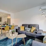 Center New And Luxurious On The 627 Apartman