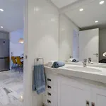 Center New And Luxurious On The 627 Apartman *