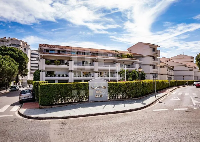 Center New And Luxurious On The 627 * Marbella