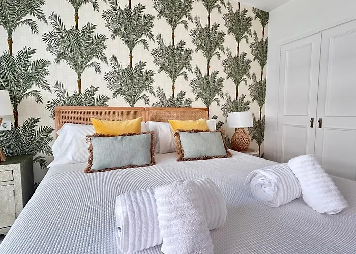 Center New And Luxurious On The 627 * Marbella