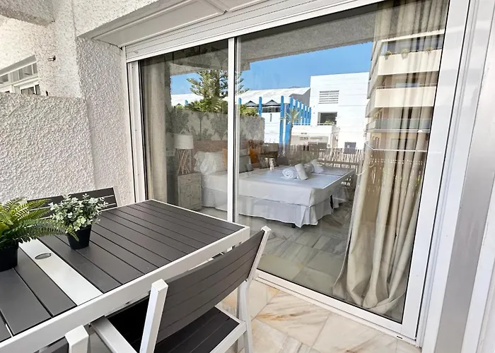 Center New And Luxurious On The 627 Apartment *