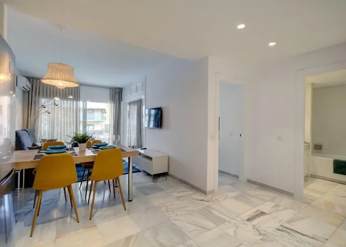 Center New And Luxurious On The 627 * ماربيا
