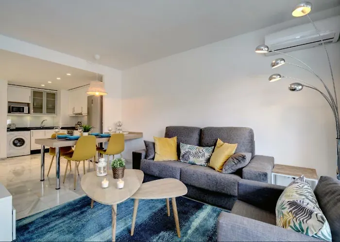 Center New And Luxurious On The 627 Apartment