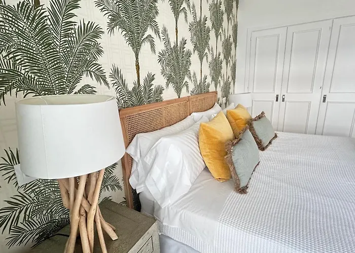 Center New And Luxurious On The 627